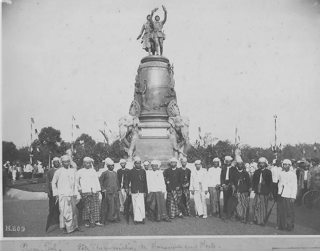 France – Cambodge : Reconstruction du monument aux morts de 14-18