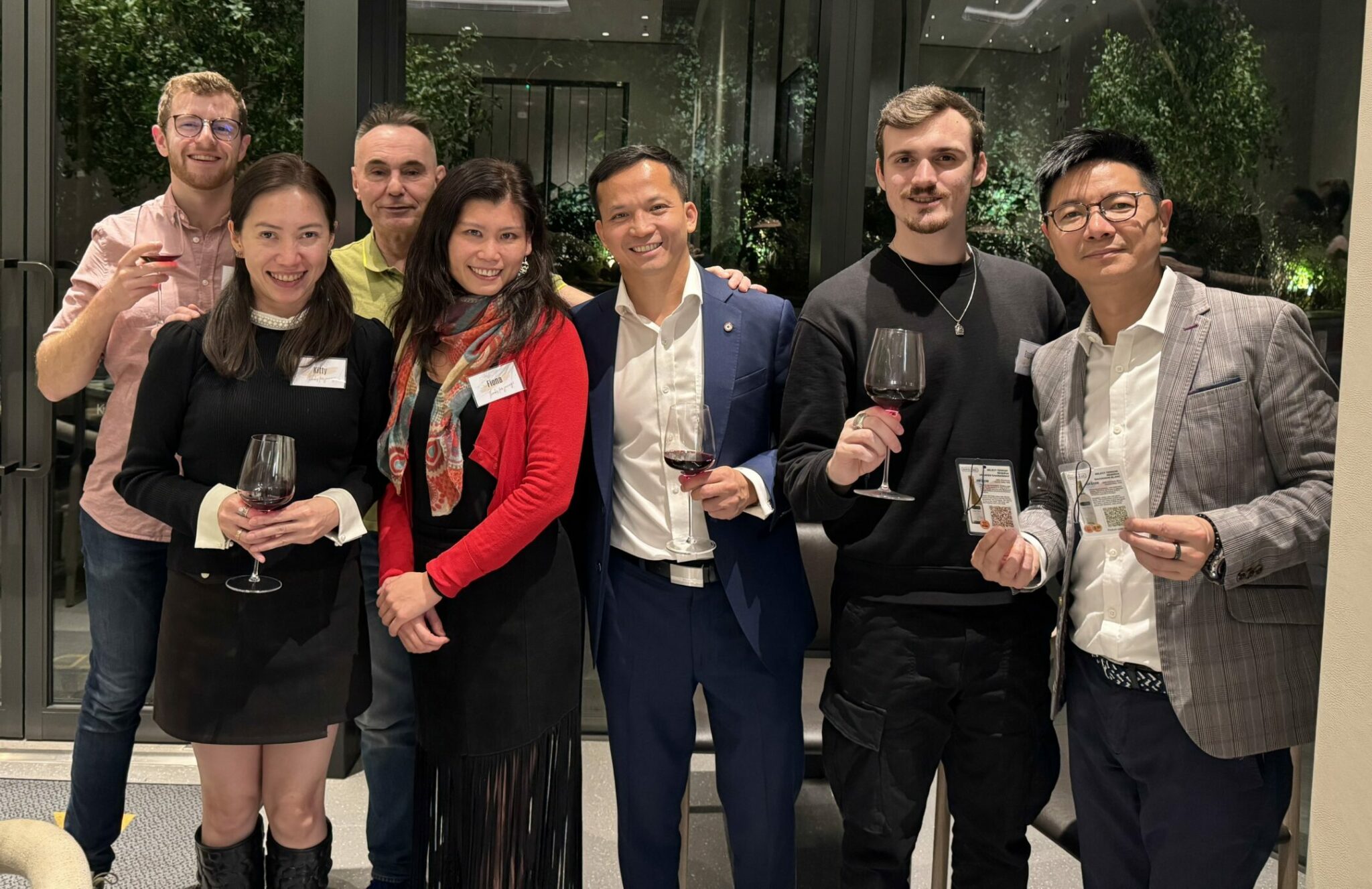 French snacks and friends, Chilean wines – Club France International