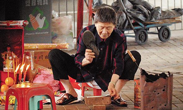 « Da Siu Yan » : la pratique ancestrale Honkongaise de « frapper les méchants ».